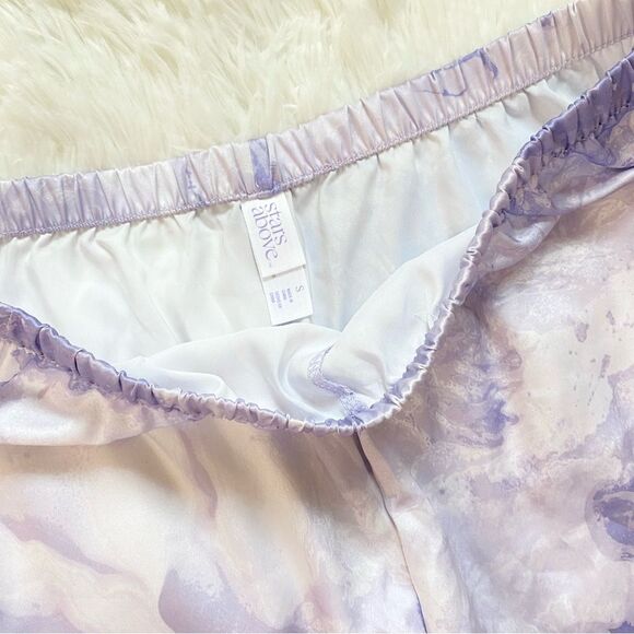 Stars Above Women's Marble Sleep Shorts - Lavender and Cream - Picture 3 of 3